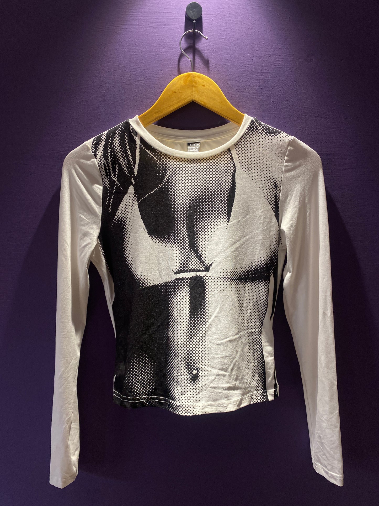white-black-long-sleeve-graphic-top-55