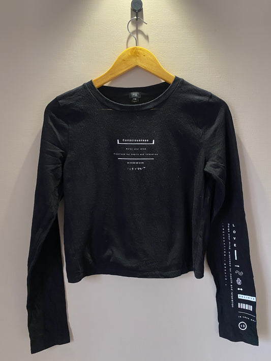 black-long-sleeve-graphic-top-54