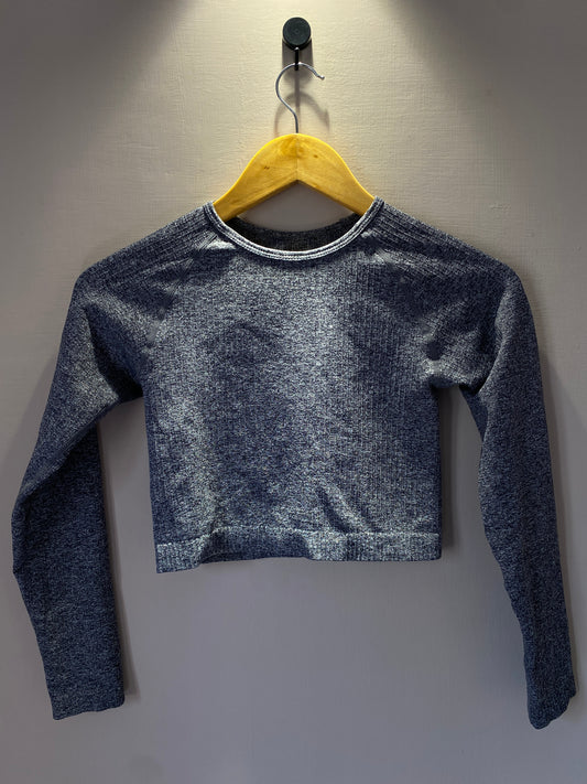 grey-activewear-crop-top