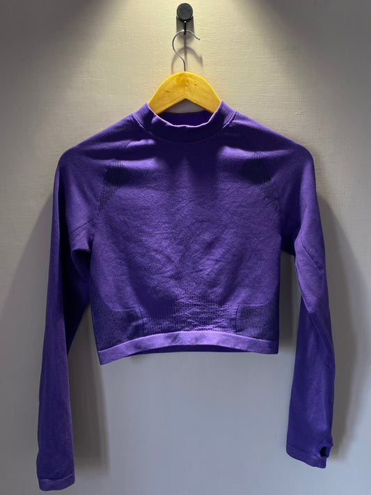 purple-activewear-crop-top