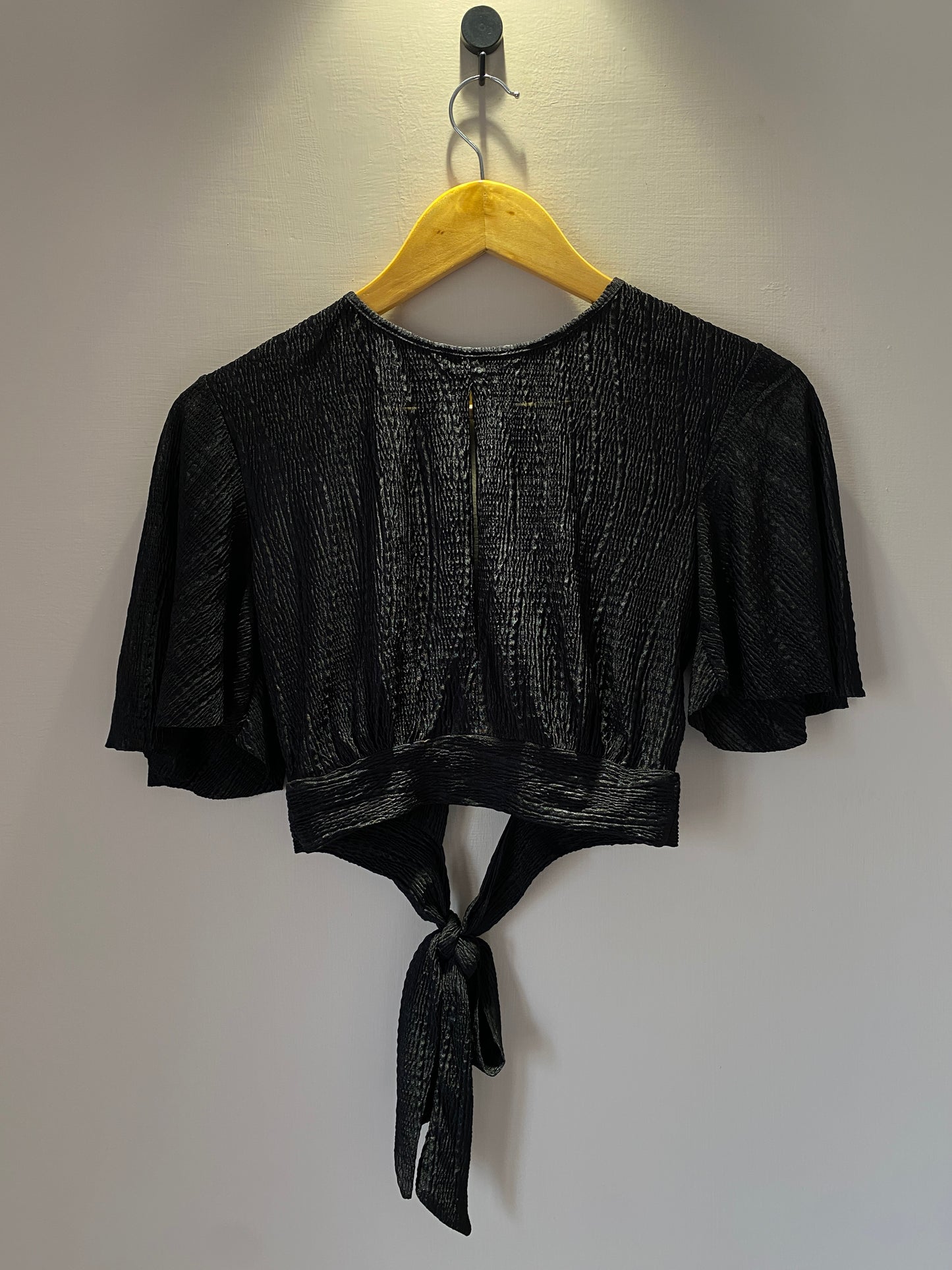 black-tie-front-crop-top