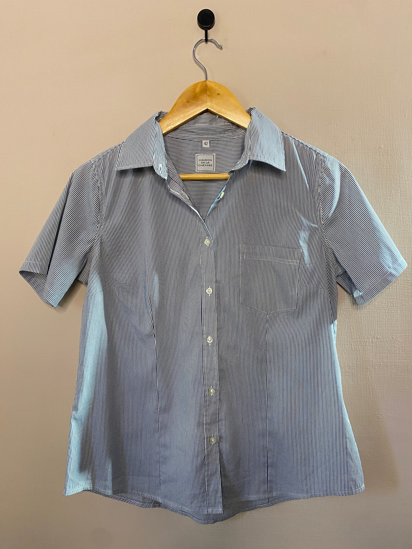 plaid-cropped-button-up