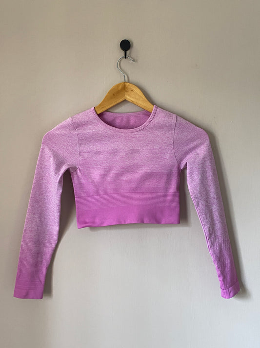 pink-activewear-crop-top