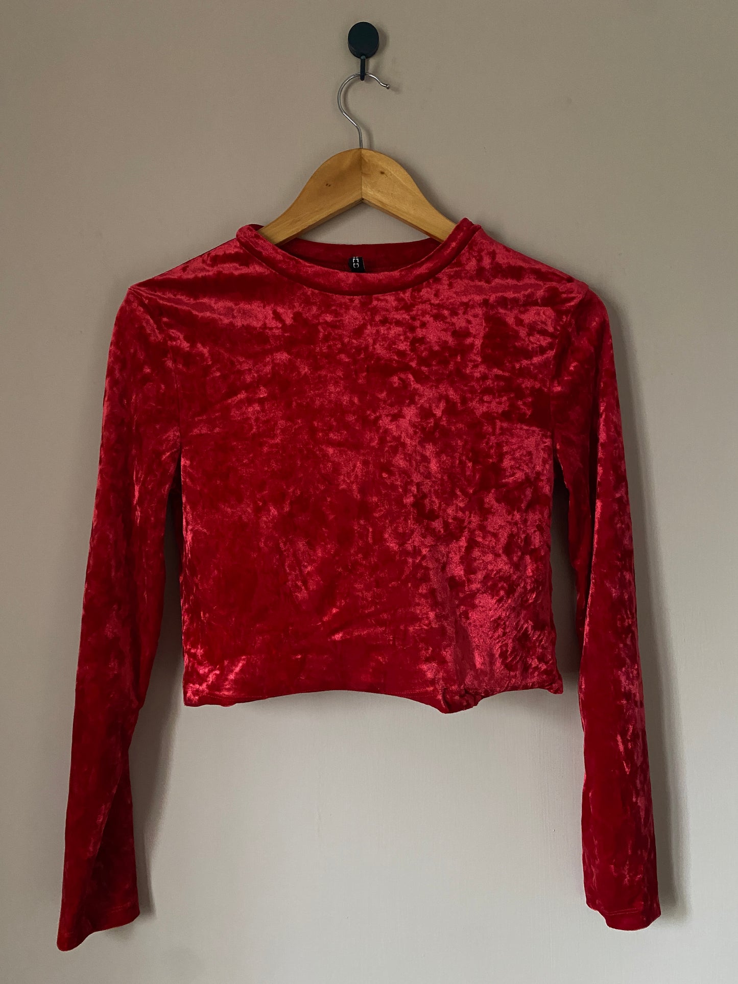 red-velvet-long-sleeve-top-8