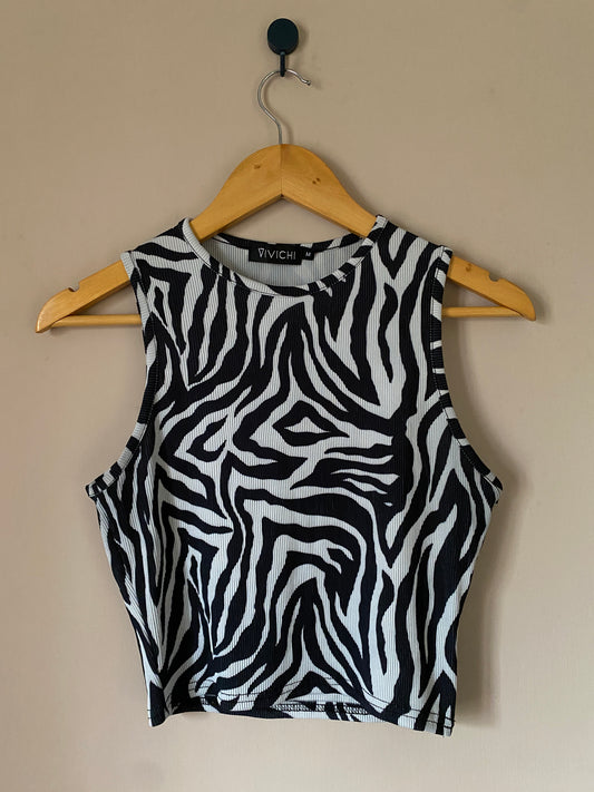 Sleeveless crop top-11