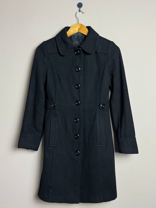 black-tailored-button-coat