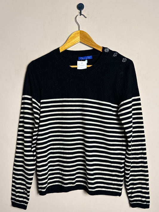 : black-white-striped-button-sweatshirt-28