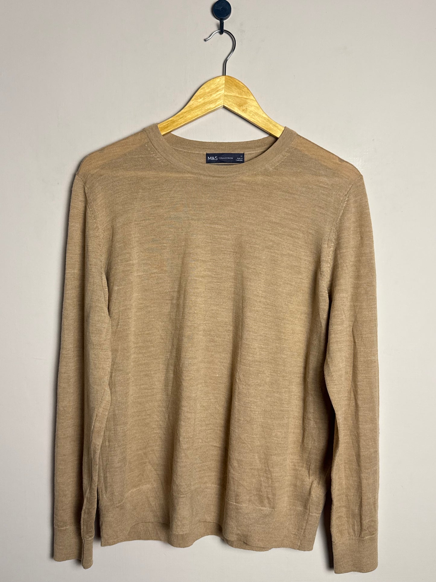 beige-long-sleeve-sweatshirt-12