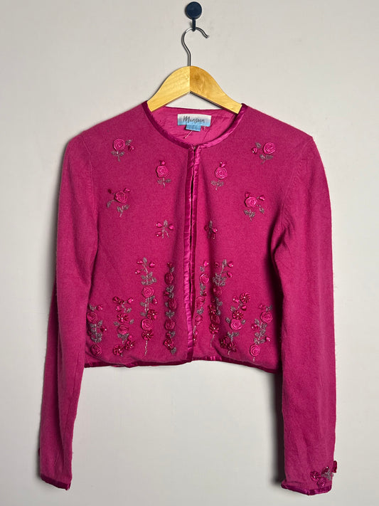 pink-embroidered-floral-sweatshirt-26
