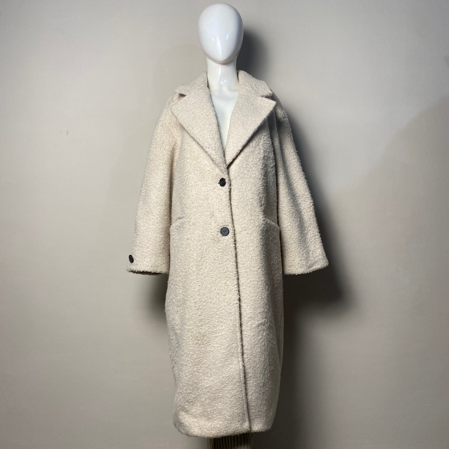 cream-long-woolen-coat-078