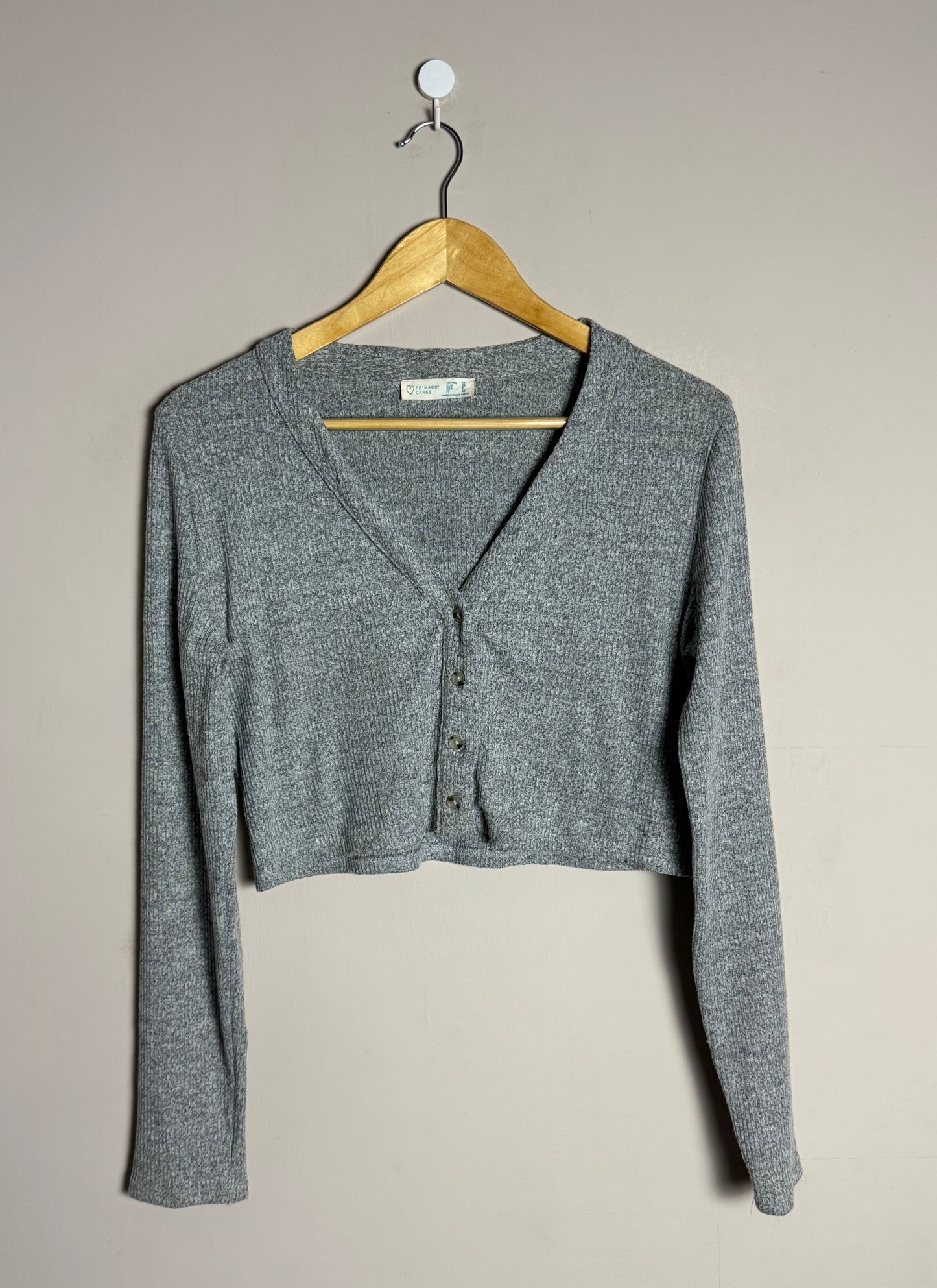 grey-ribbed-cropped-cardigan-106