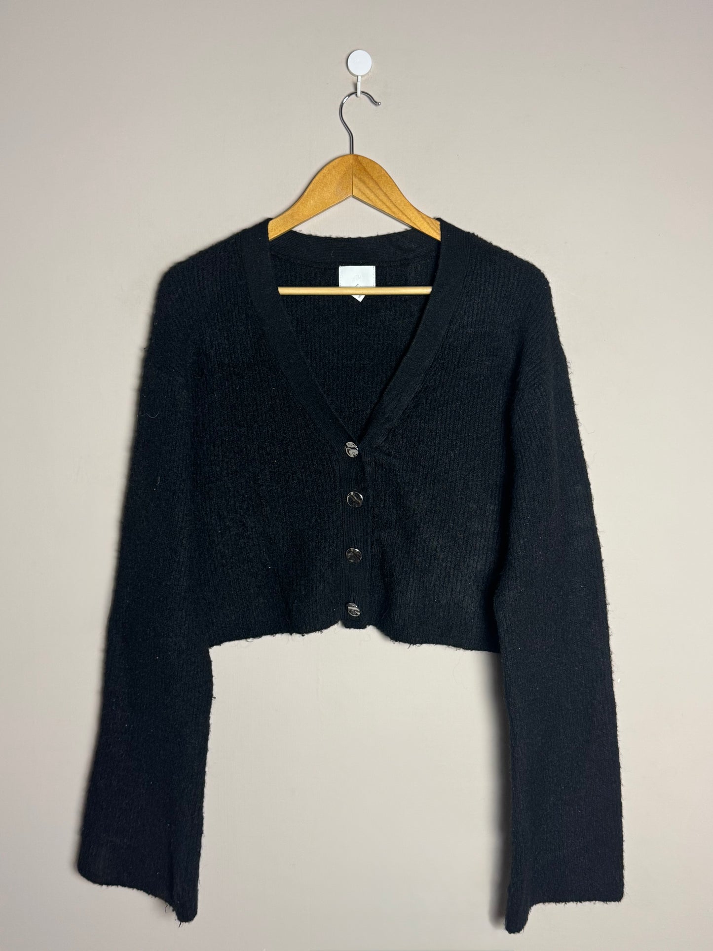 black-soft-knit-cropped-cardigan-116