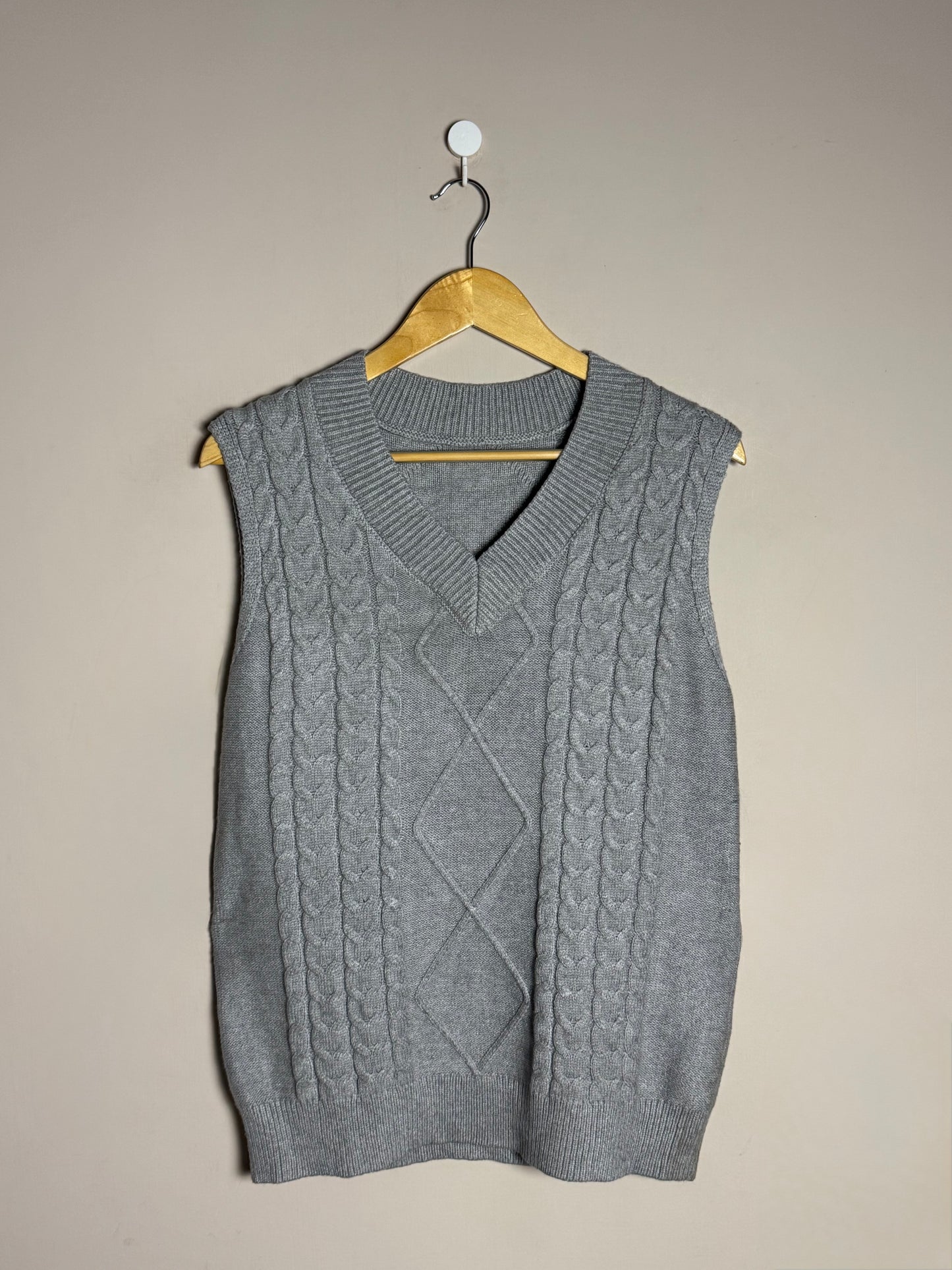 grey-cableknit-vest-medium-24-18-13