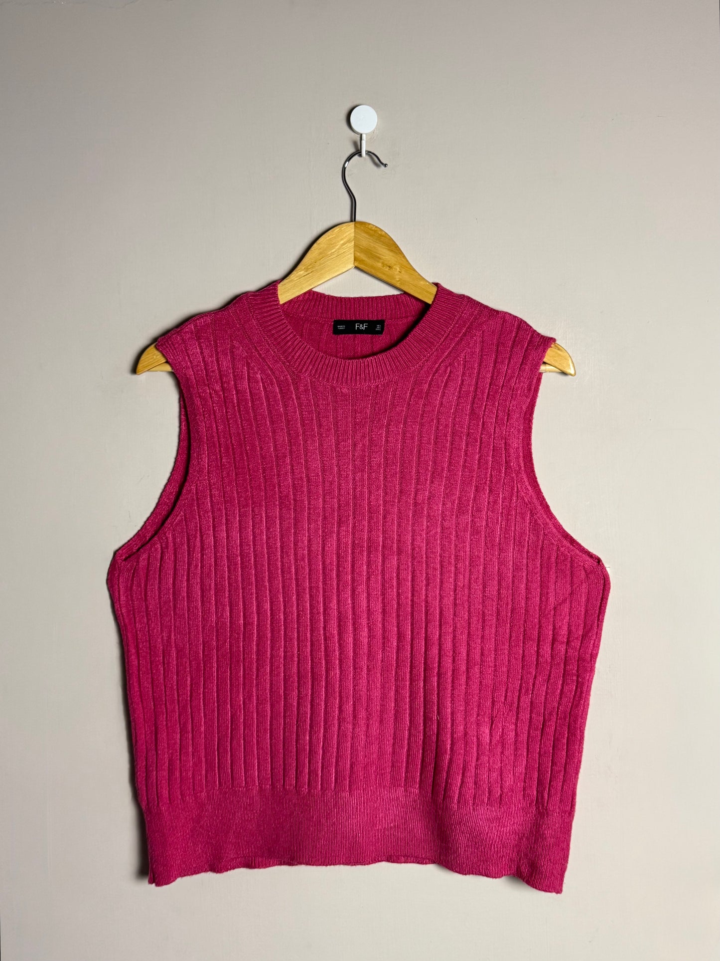 hotpink-ribbed-knit-vest-89