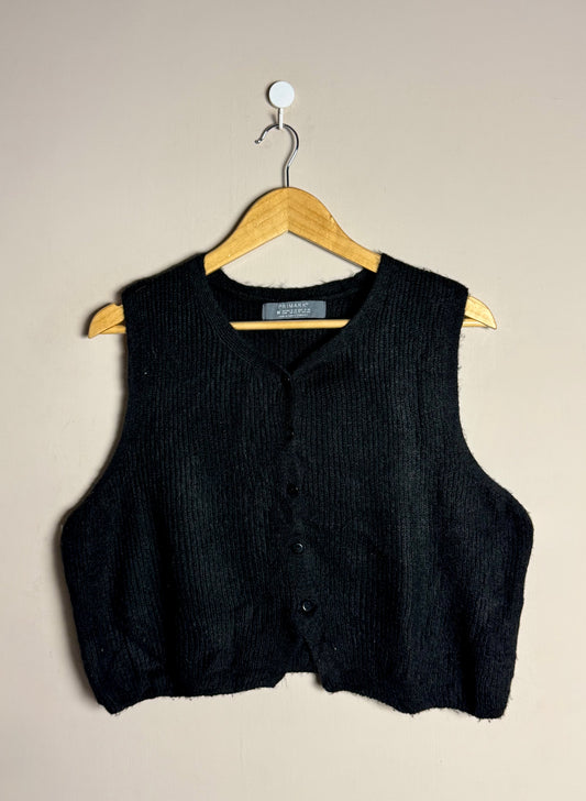 black-buttoned-knit-vest-68
