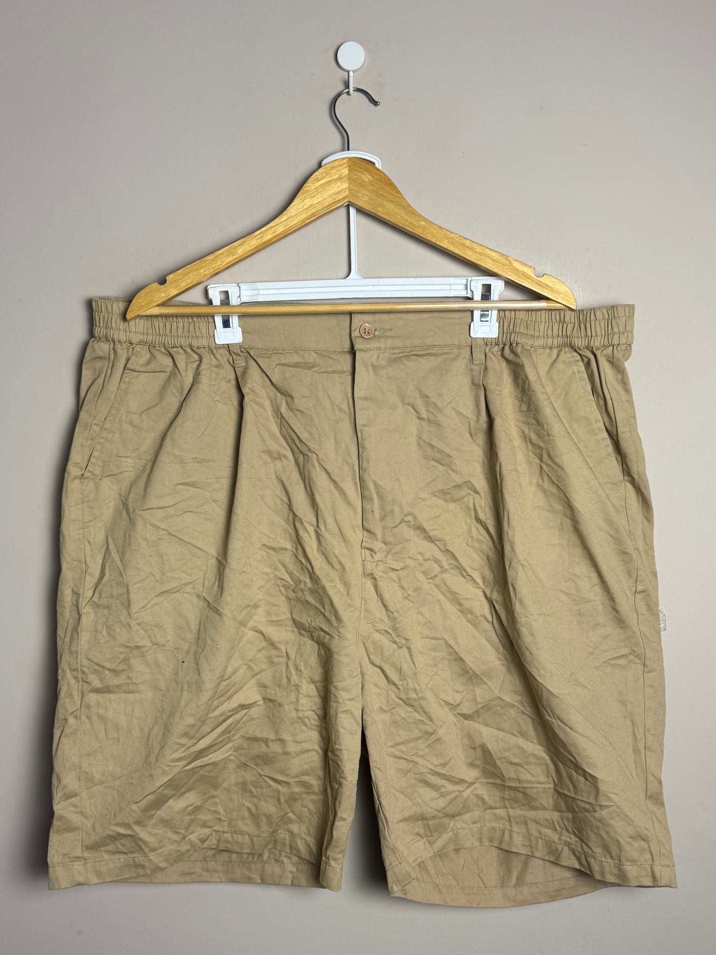 beige-drawstring-shorts-40