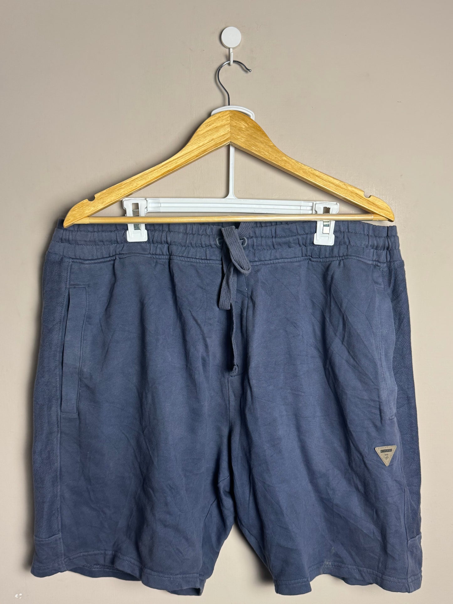 navy-blue-guess-shorts-2xl-62