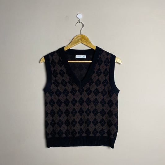 brown-argyle-sweater-vest-97