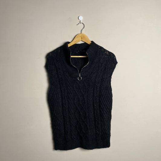black-zipper-cableknit-sleeveless-top-138
