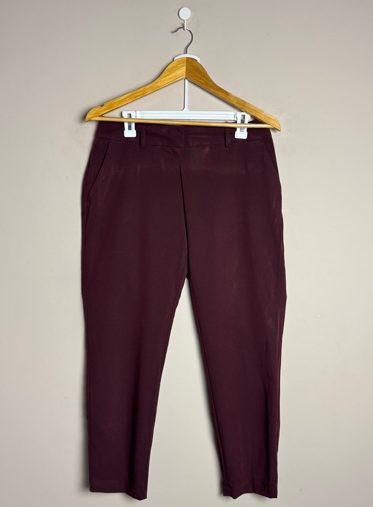maroon-tapered-fit-pants-medium-82