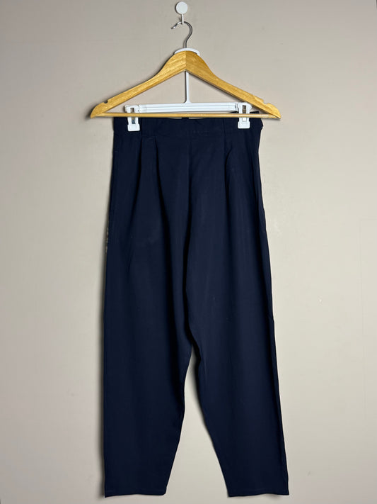 small-navy-pleated-tapered-pants-l37-w28-114