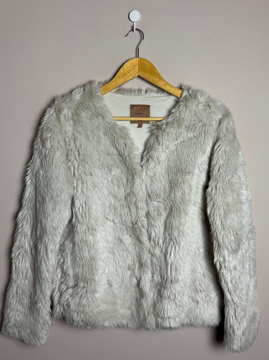 small-white-faux-fur-coat-21
