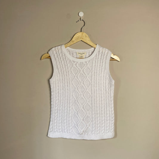 white-cableknit-sleeveless-sweater-145