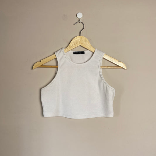 white-ribbed-crop-sleeveless-top-143