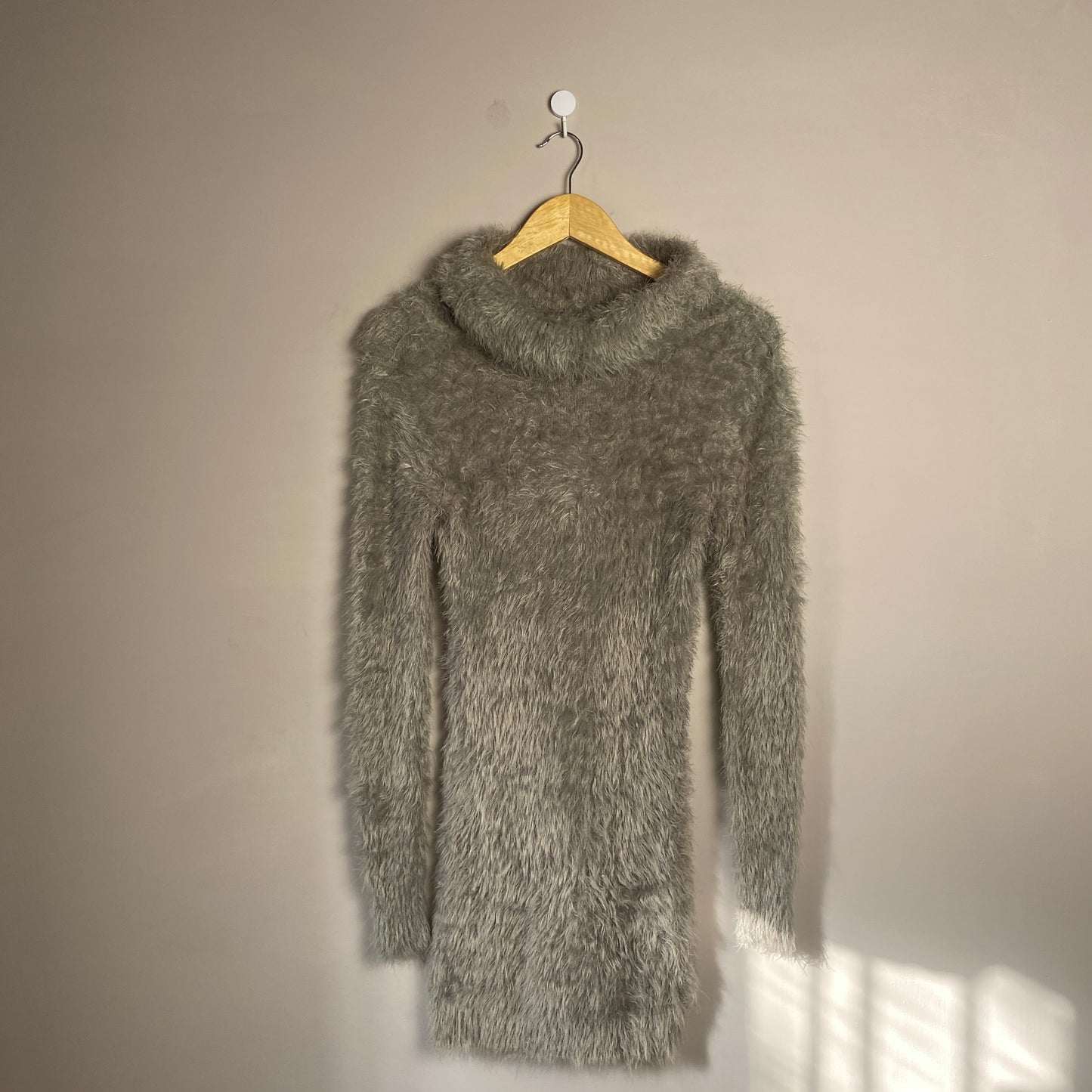 taupe-faux-fur-longline-sweater-065