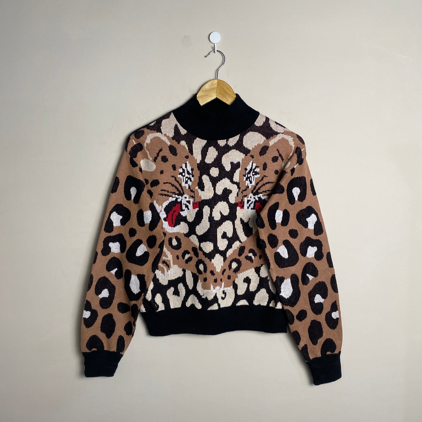 brown-leopard-print-animal-sweater-068