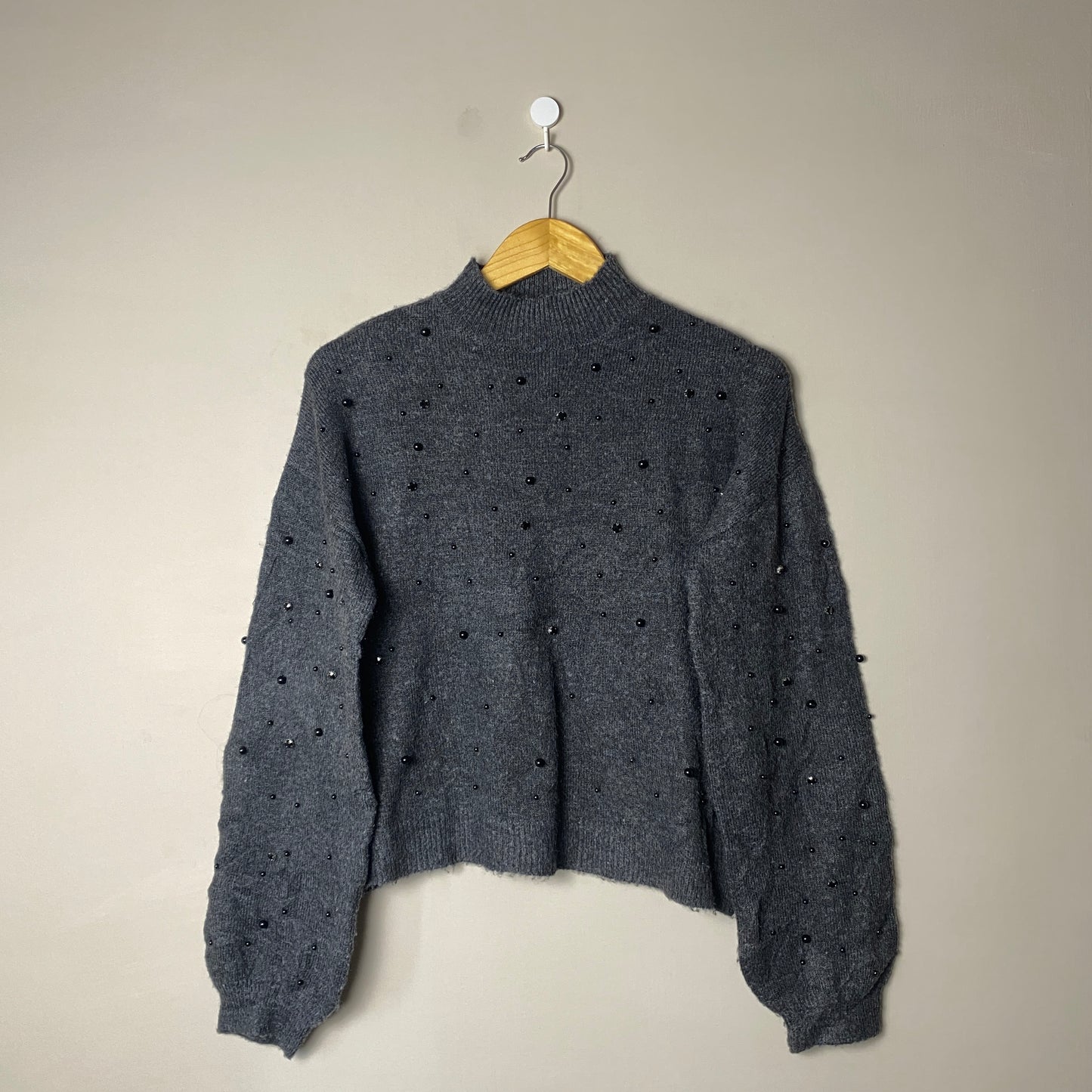 gray-embellished-mockneck-sweatshirt-63