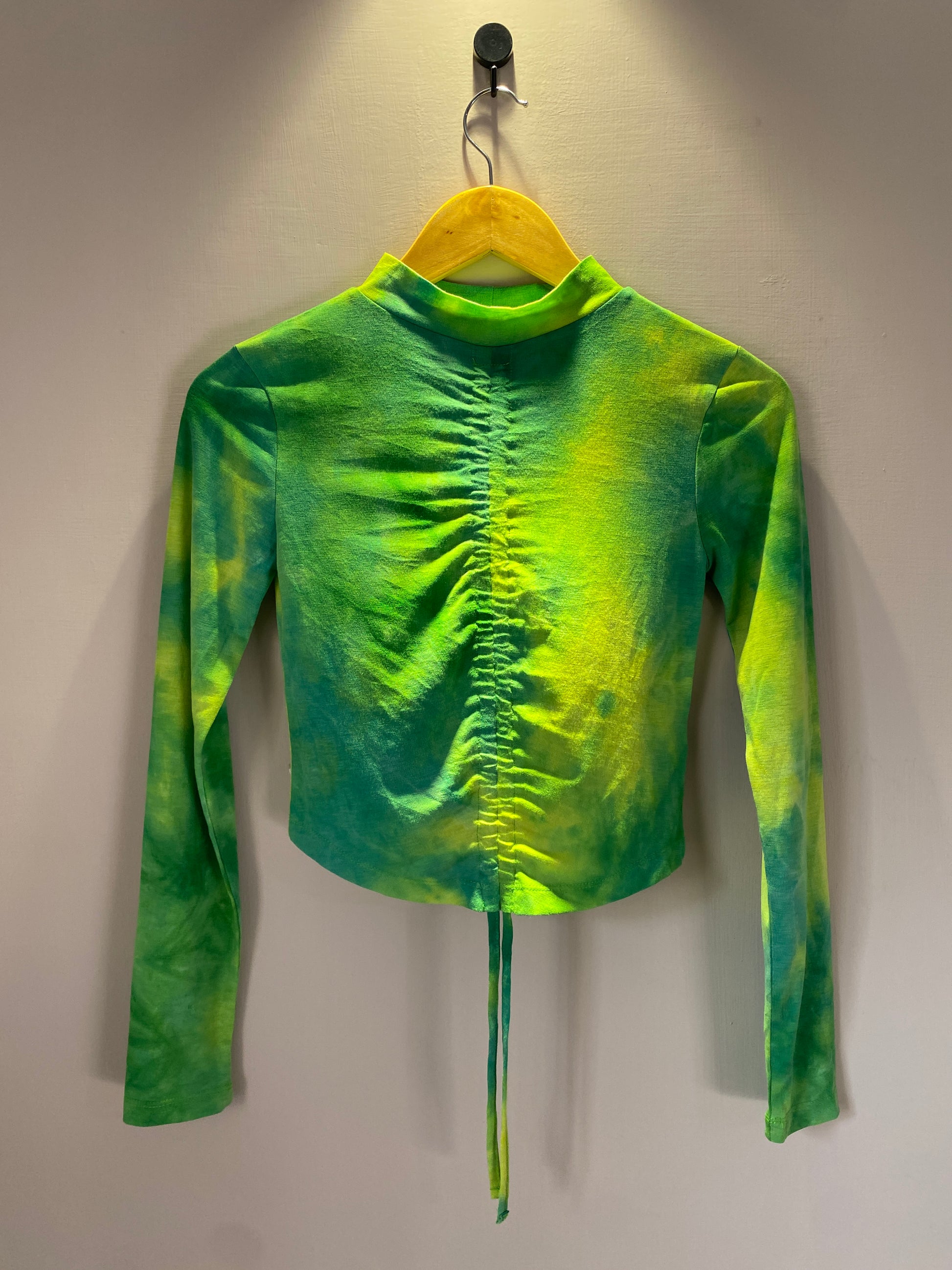 green-yellow-tiedye-ruched-top-32