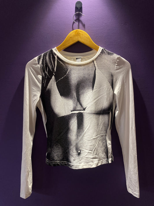 white-black-long-sleeve-graphic-top-55