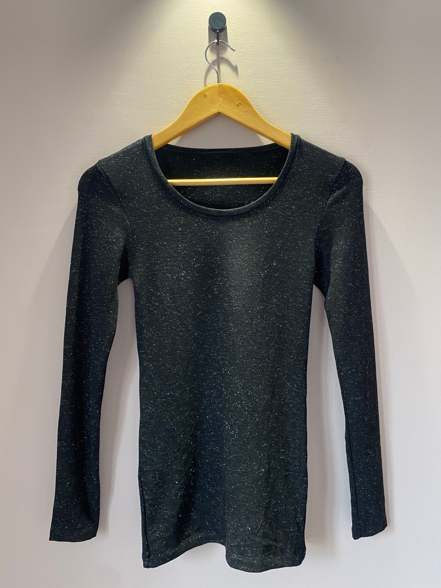 black-speckled-long-sleeve-top-13