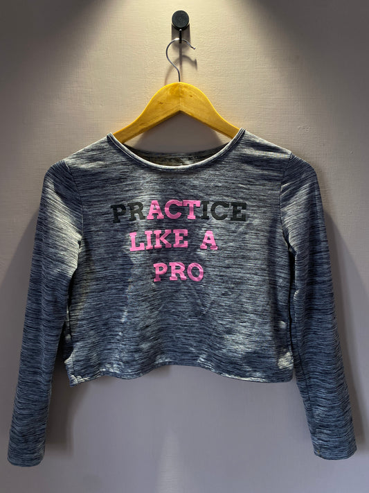  grey-activewear-graphic-top