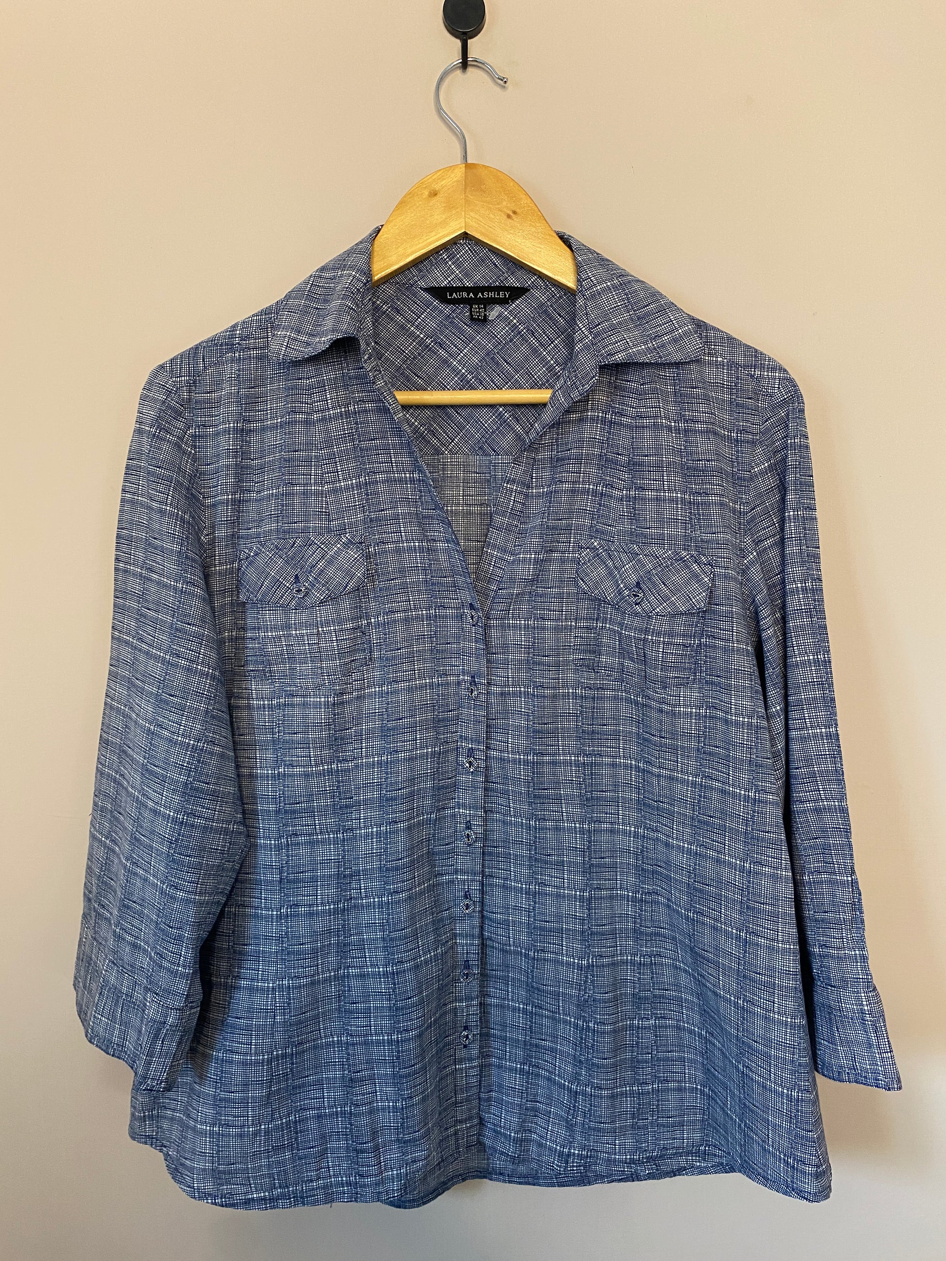 crosshatch-print-three-quarter-sleeve-shirt