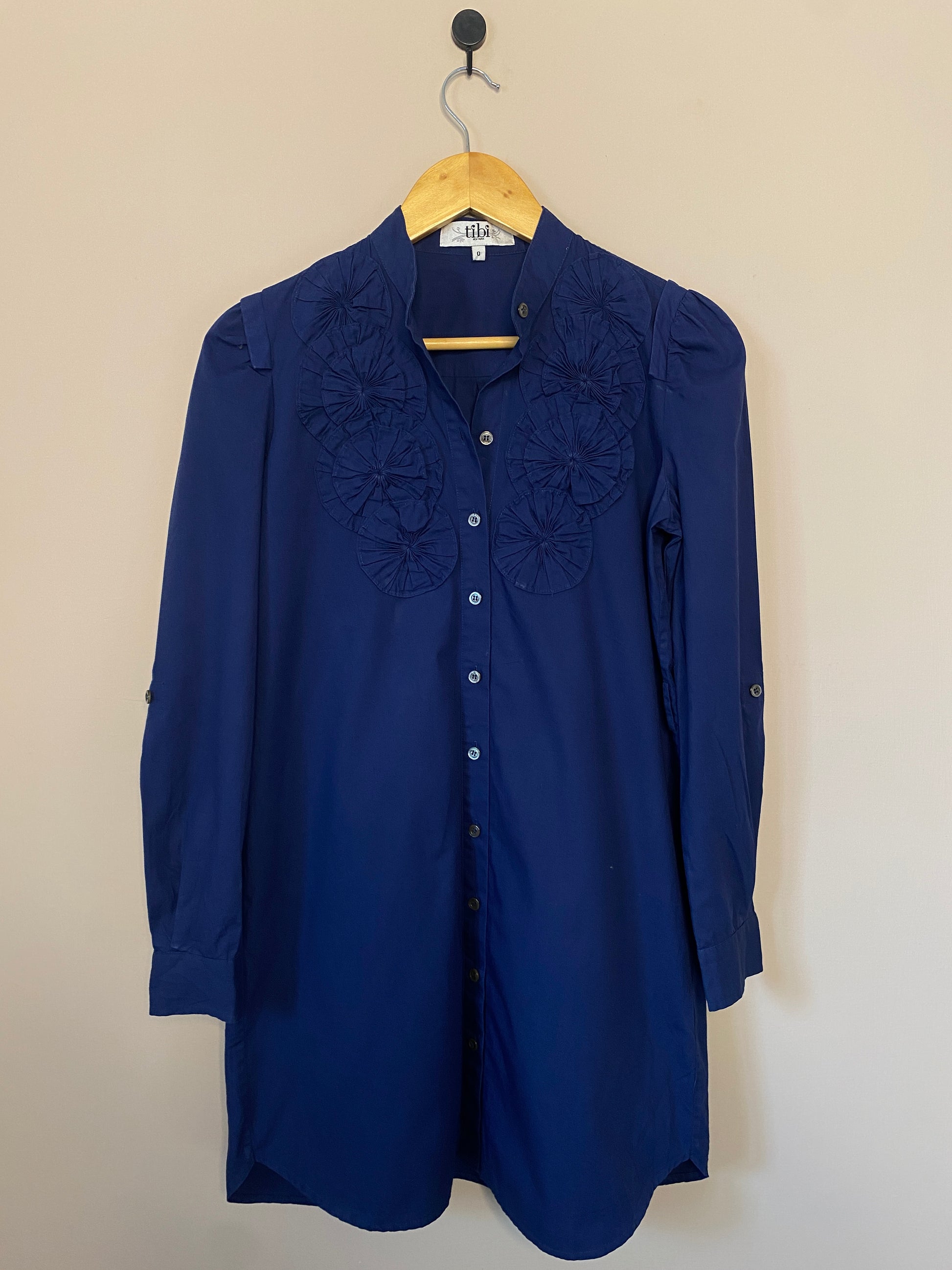 navy-tunic-with-floral-appliqué