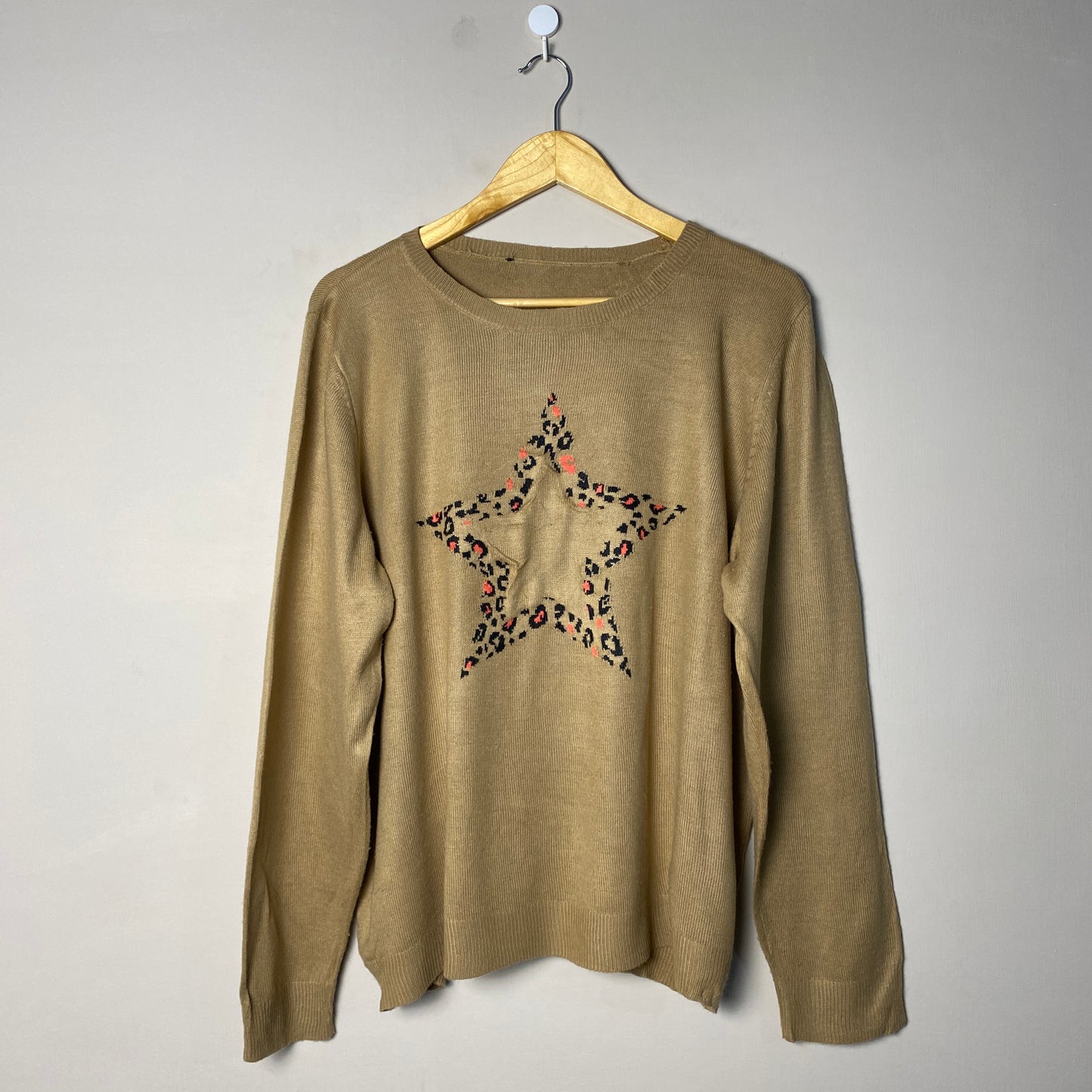 beige-starprint-top-097