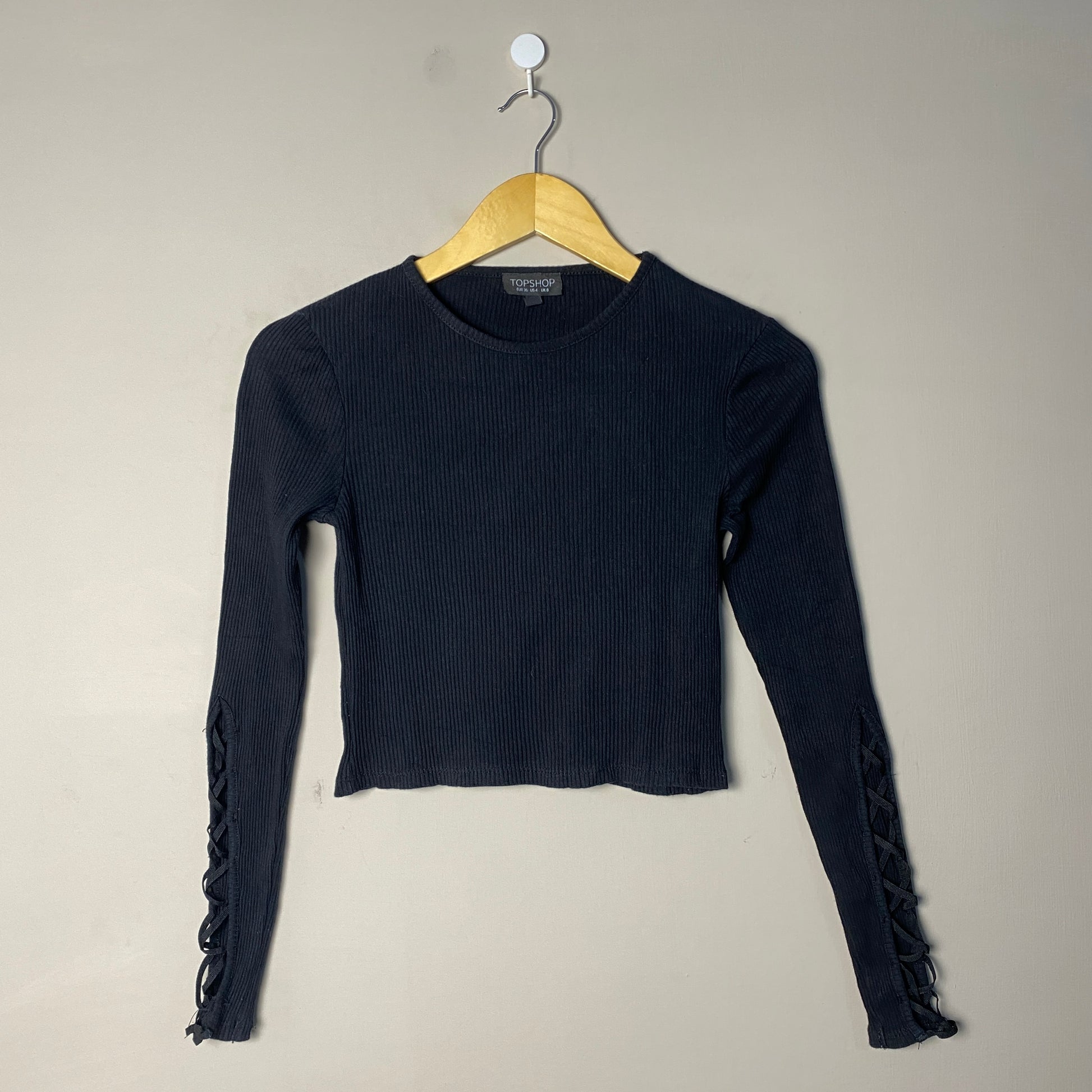 black-laceupsleeve-top-094