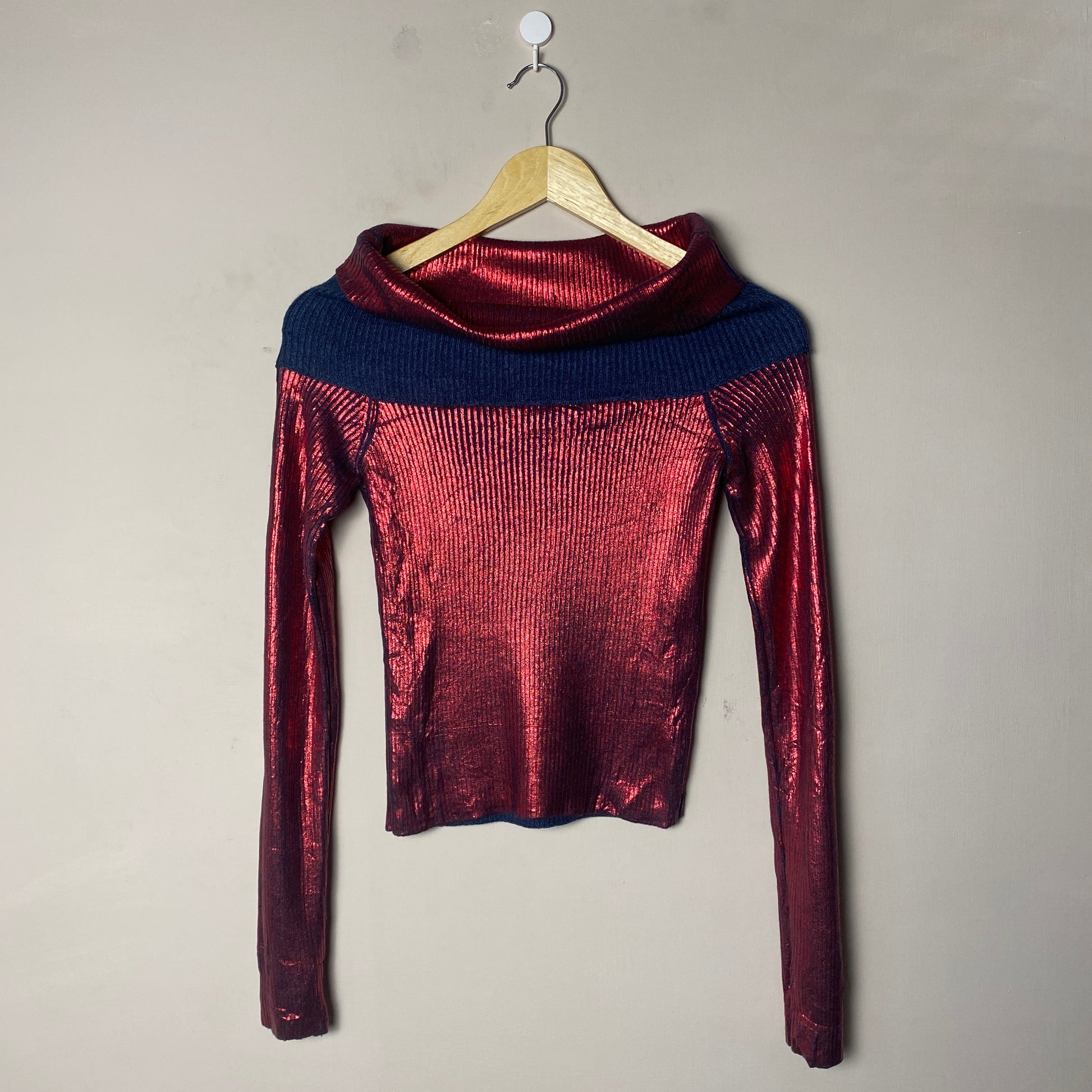 red-metallic-offshoulder-top-085