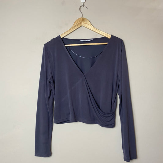 grey-wrapfront-top-087