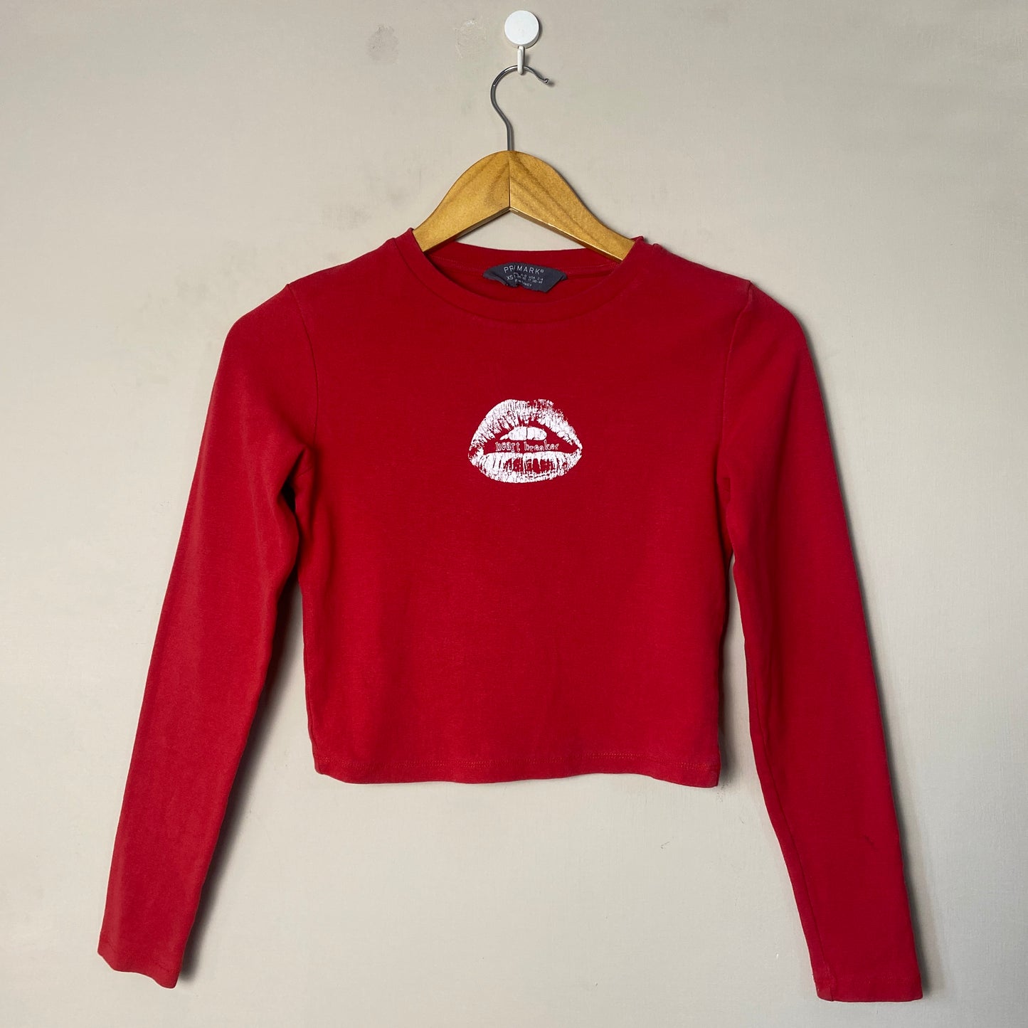 red-lipprint-croptop-170