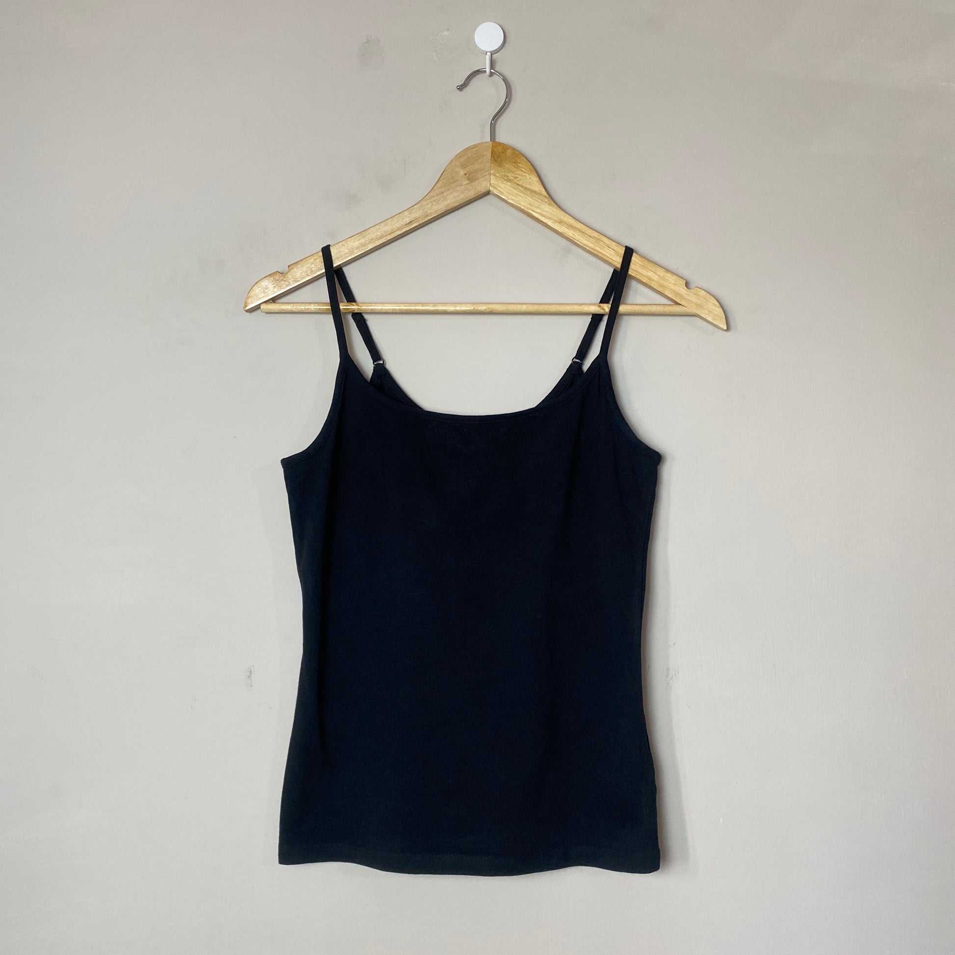 black-spaghetti-strap-croptop-186