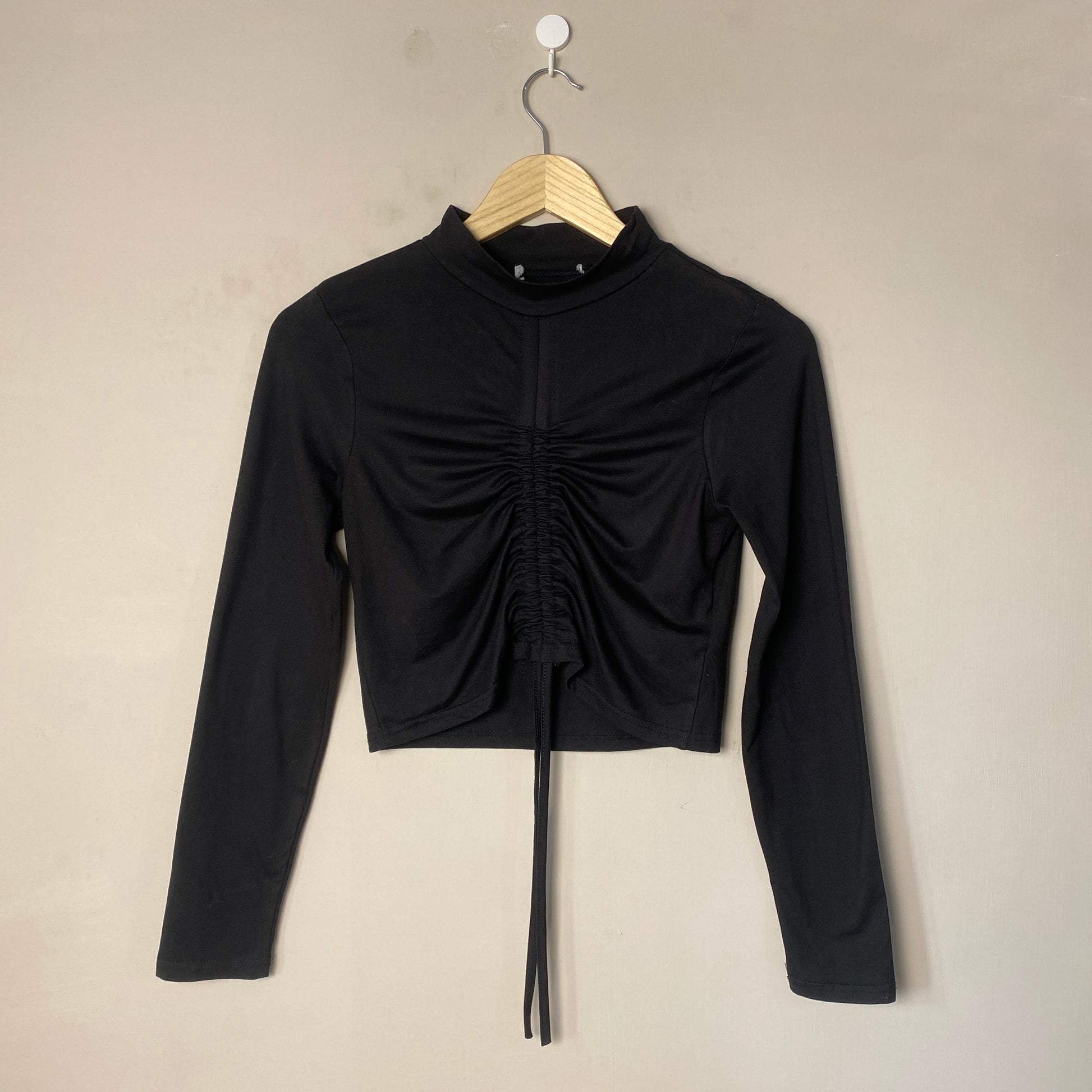 black-ruched-front-croptop-188