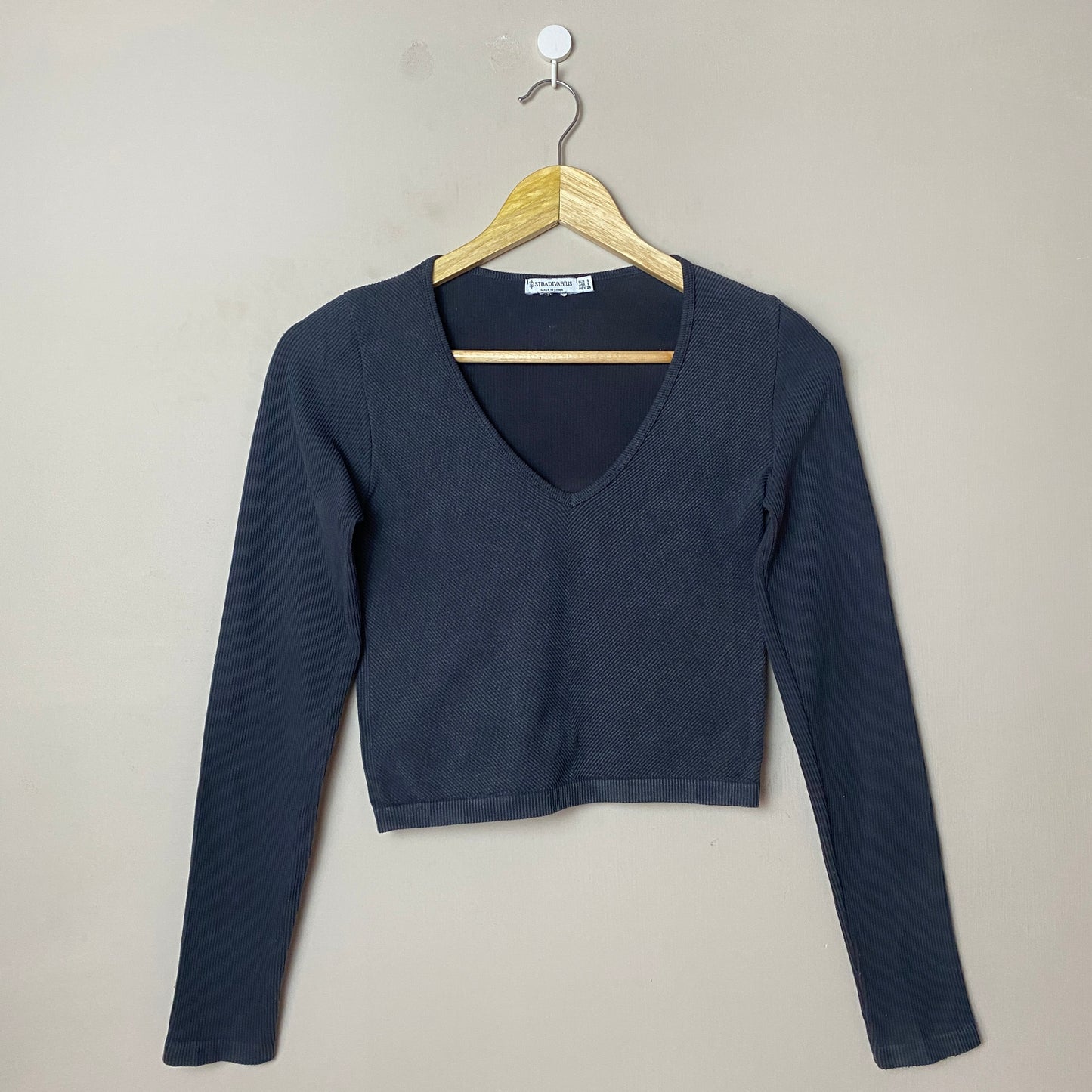 darkgrey-deep-vneck-top-131