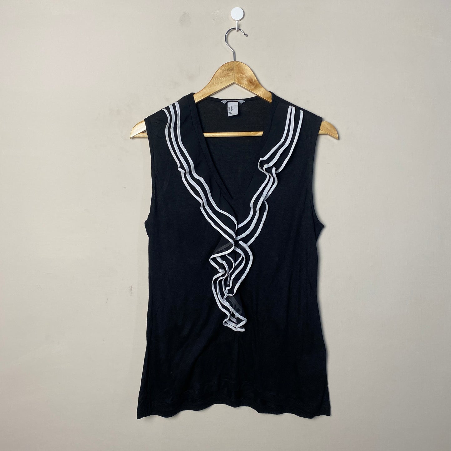 black-ruffle-vneck-top-126