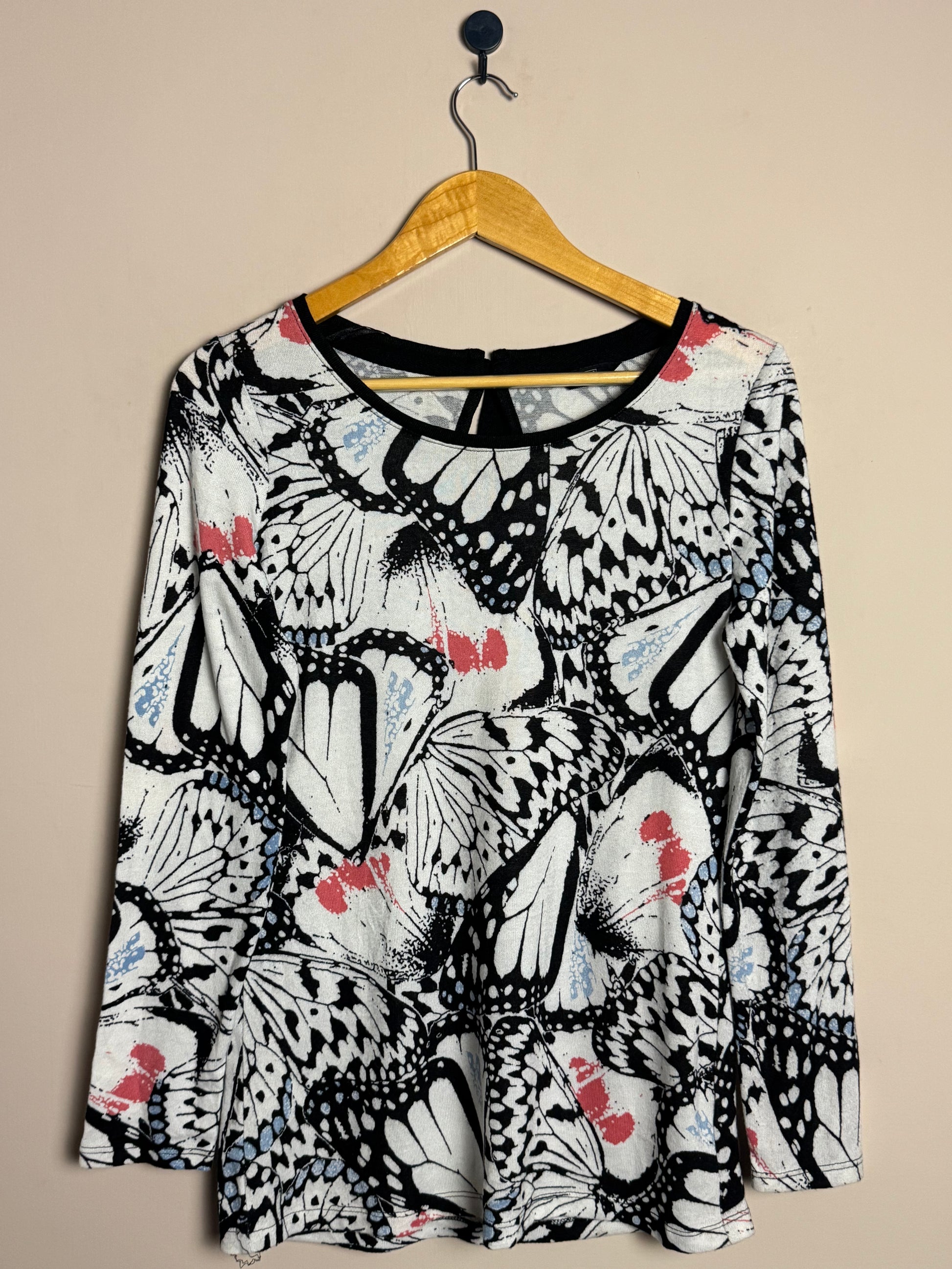 black-white-butterfly-print-top-shirt-6