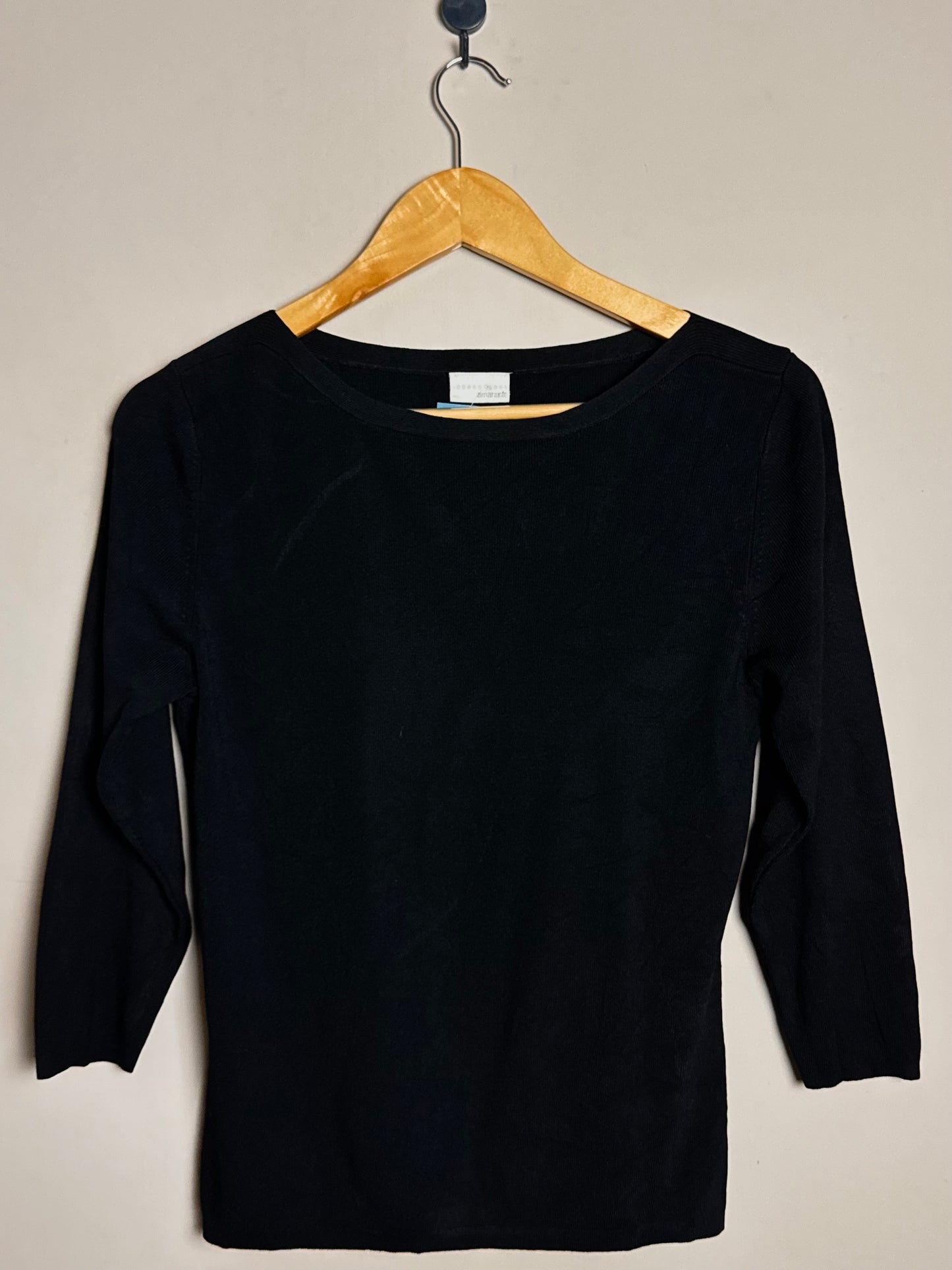 black-3-4-sleeve-sweatshirt-20