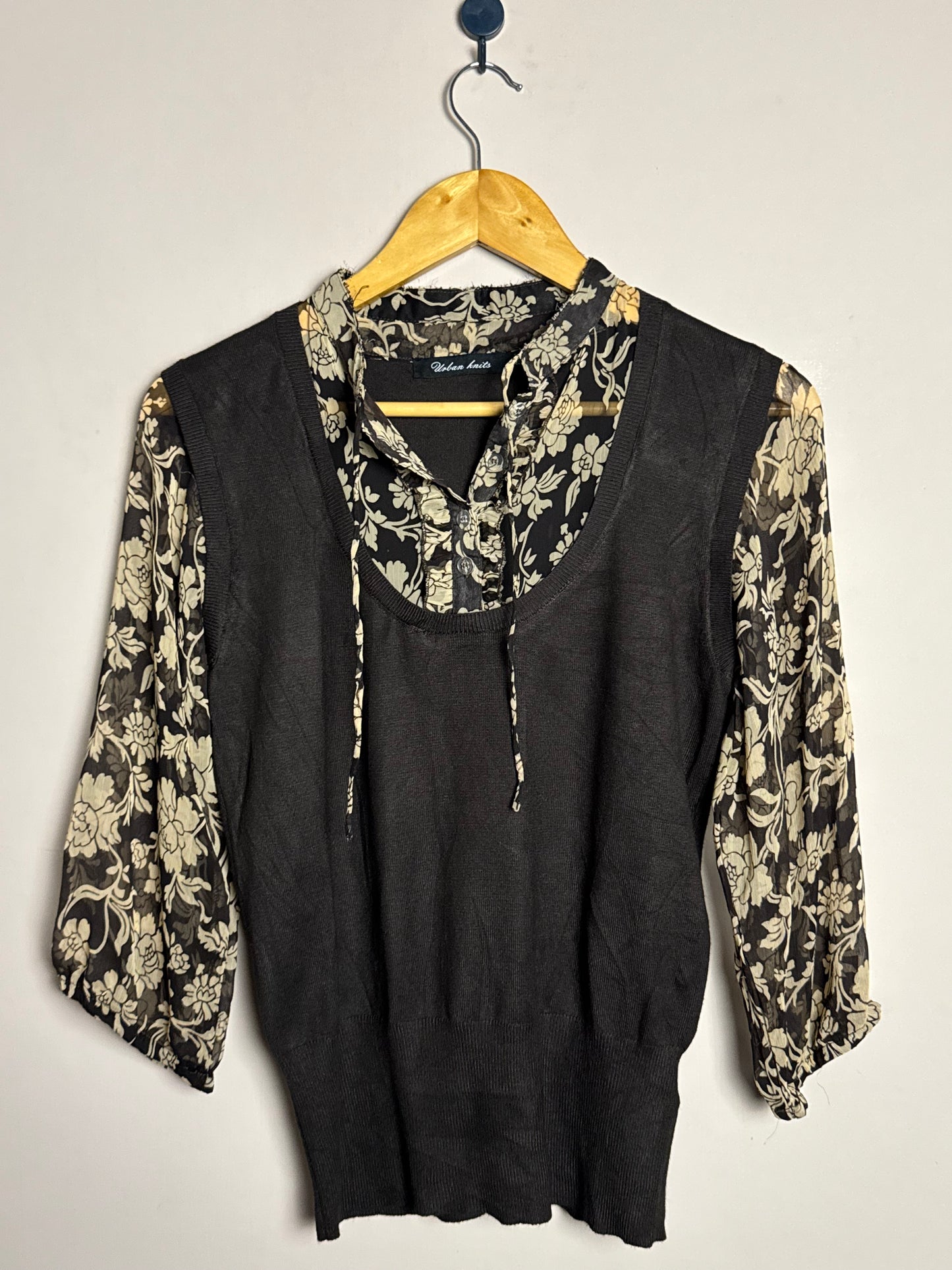 black-floral-layered-sweatshirt-19