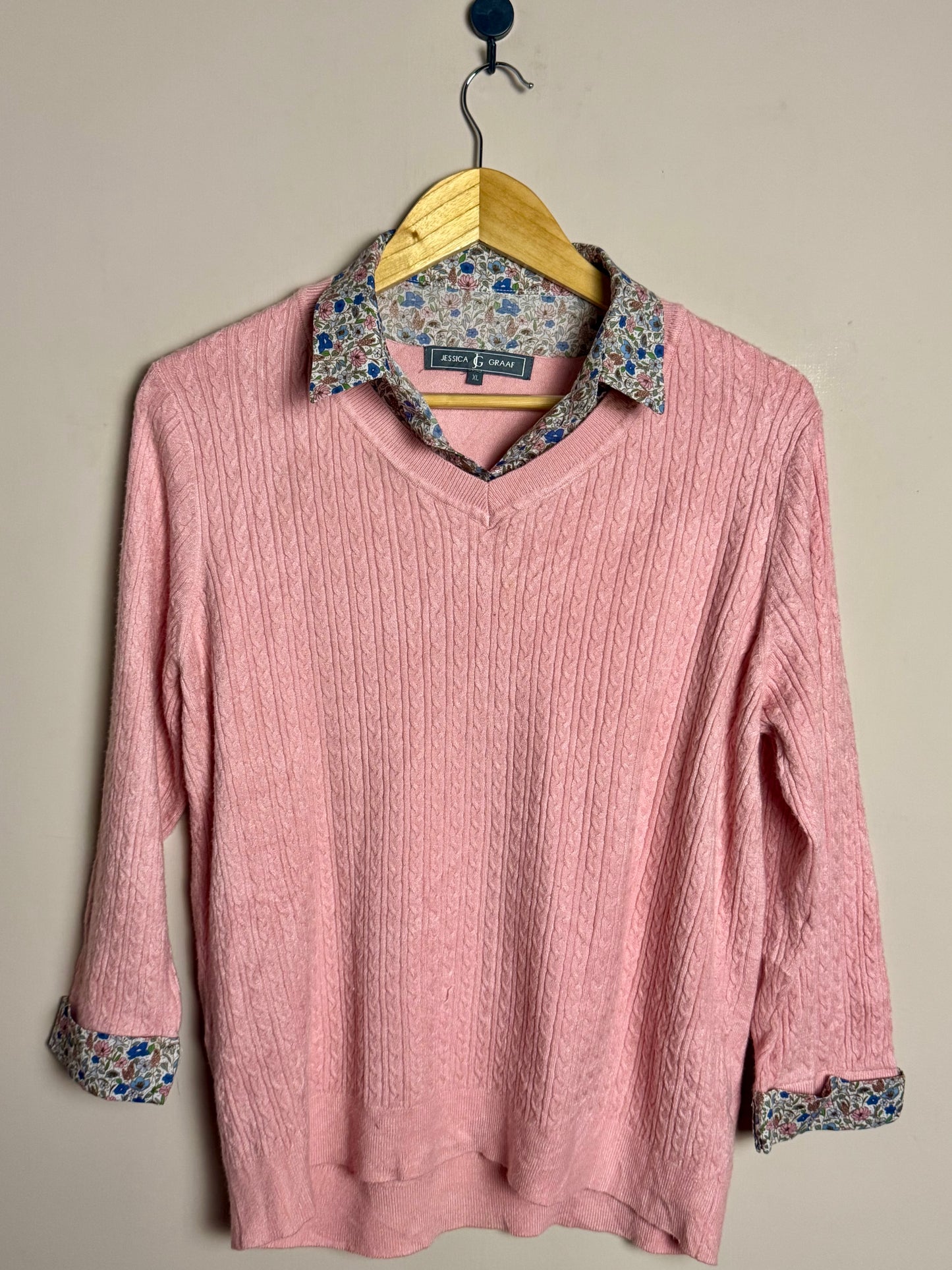 pink-cable-knit-v-neck-sweater-3